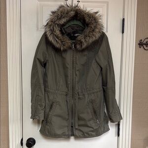GAP Green Utility Jacket with Fur-Trimmed Hood
